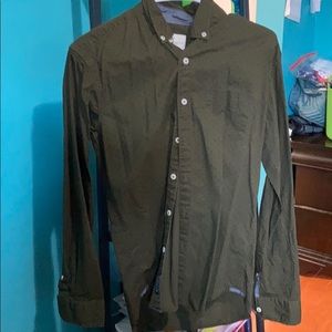 Men AE button down shirt